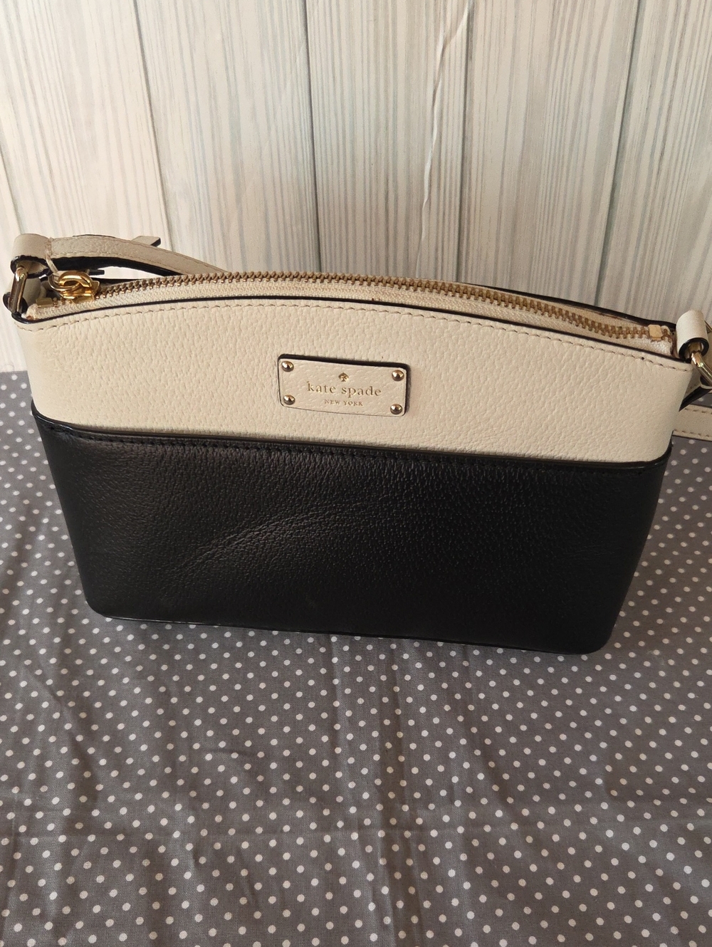 kate spade Black and Cream Leather Two-Tone Crossbody